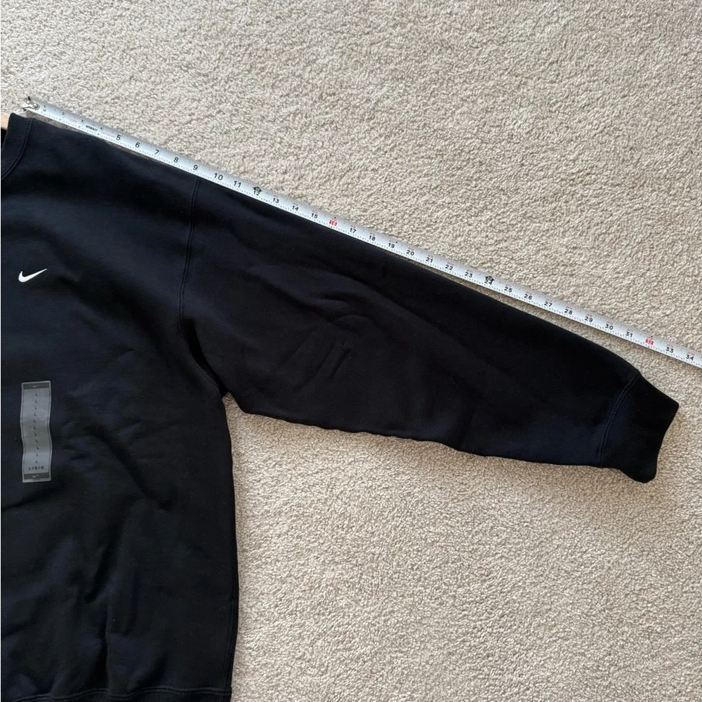 NWT Nike Men's Crewneck Sweater - Black - Picture 4 of 7